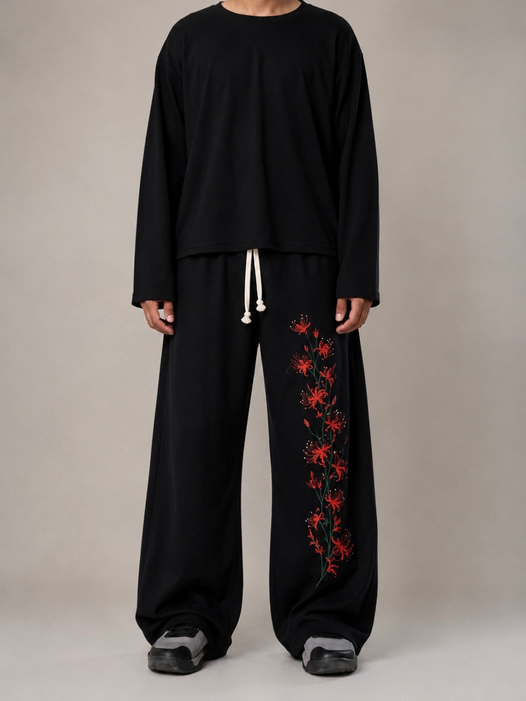Red Spider Lily Embroidered Sweatpants